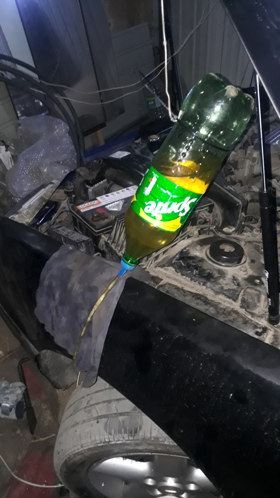 Как залить масло в коробку без ямы))) — Nissan Maxima QX (A32), 2 л ...