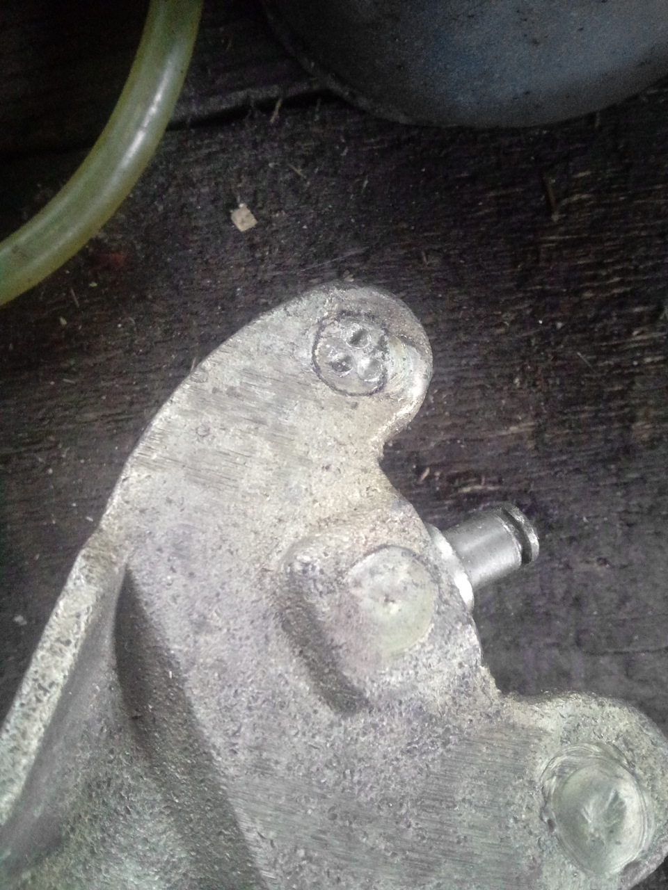 Но мне показалось, что лучше раскернить, и ржаветь меньше будет — Lada 2120 Надежда