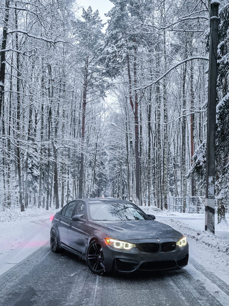 Зима ей к лицу? — BMW M3 (F80), 3 л, 2014 года | фотография | DRIVE2