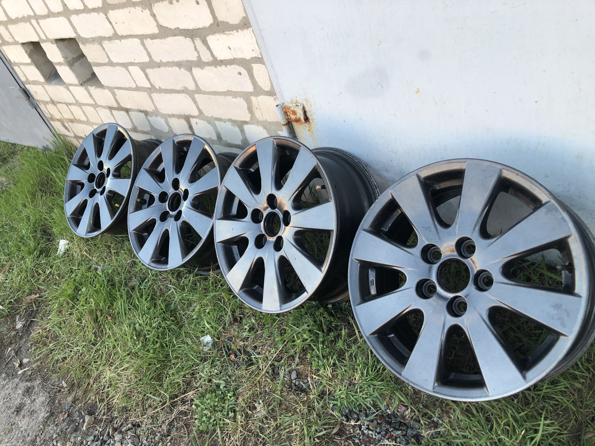 Чёрные диски Камри 40 — Toyota Camry (XV40), 2,4 л, 2007 года ...