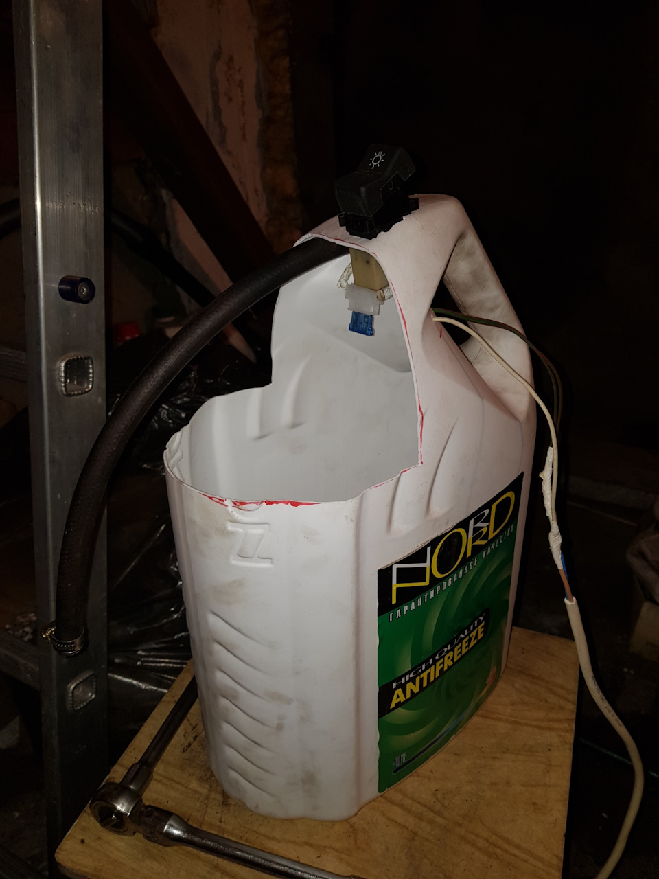 Самодельный стенд для промывки форсунок — GMC Jimmy, 4,3 л, 1995 года ...