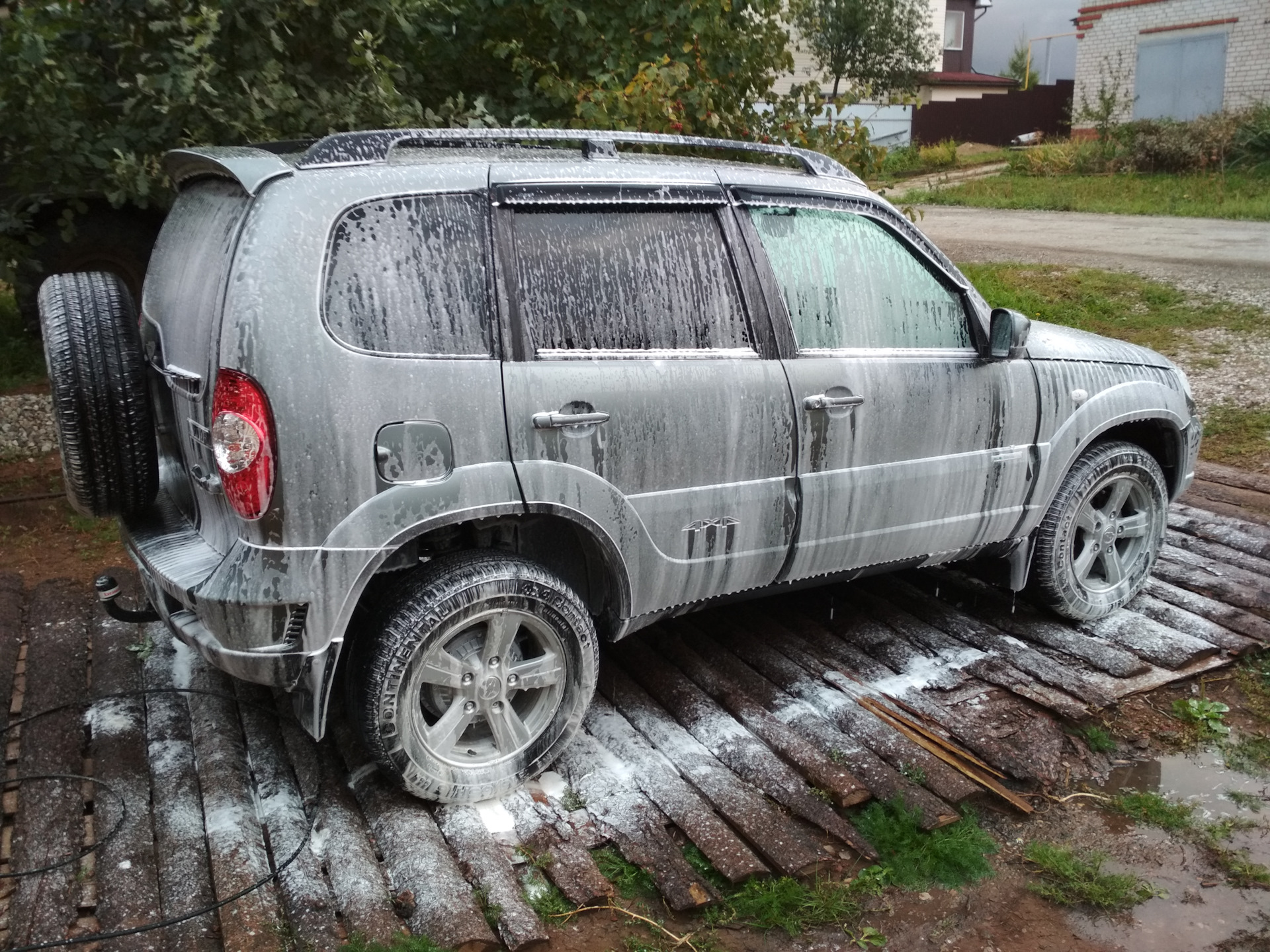 Замена сцепления, моторного масла и втулок стабилизатора, 58 140 км. —  Chevrolet Niva GLX, 1,7 л, 2013 года | своими руками | DRIVE2