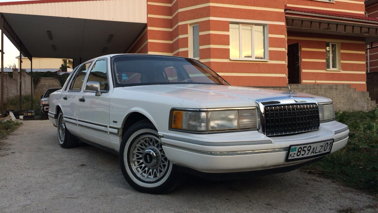 Lincoln Town Car II 4.6 бензиновый 1994 | White panther на DRIVE2