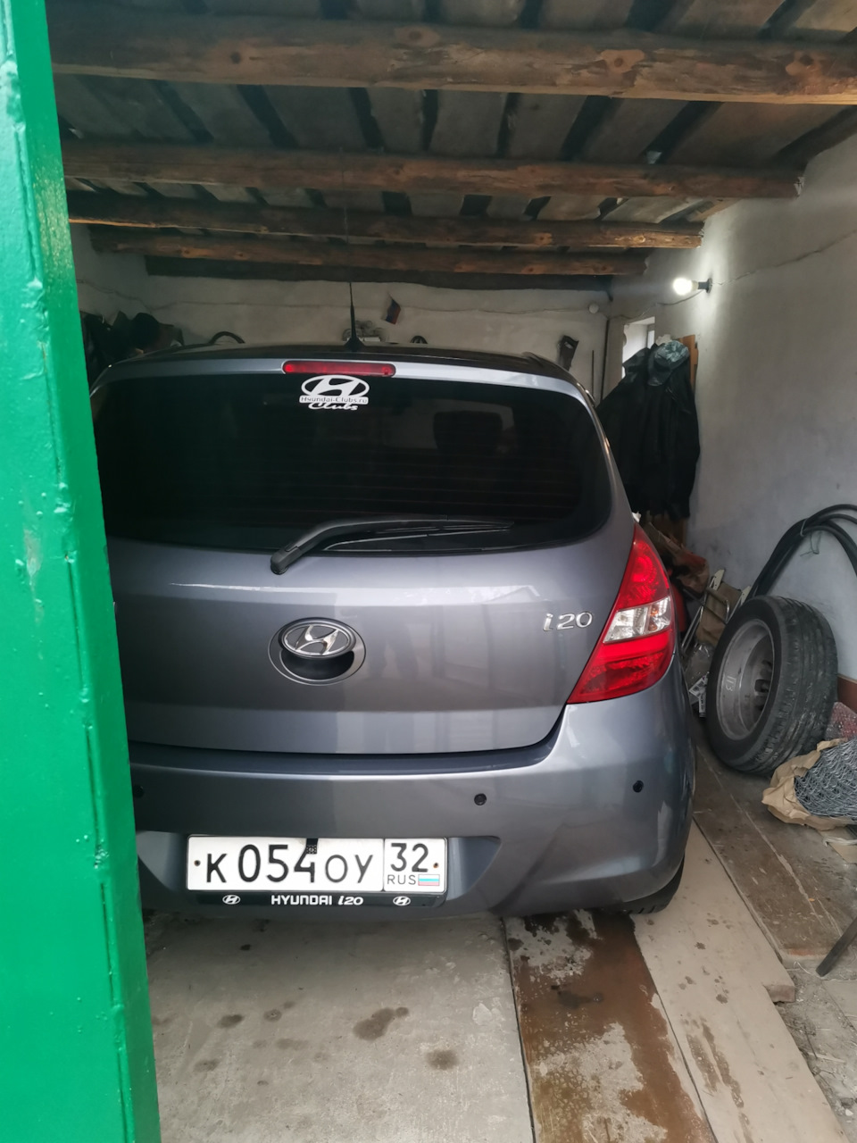 Сезонная смена колес — Hyundai i20, 1,4 л, 2010 года | колёсные диски |  DRIVE2