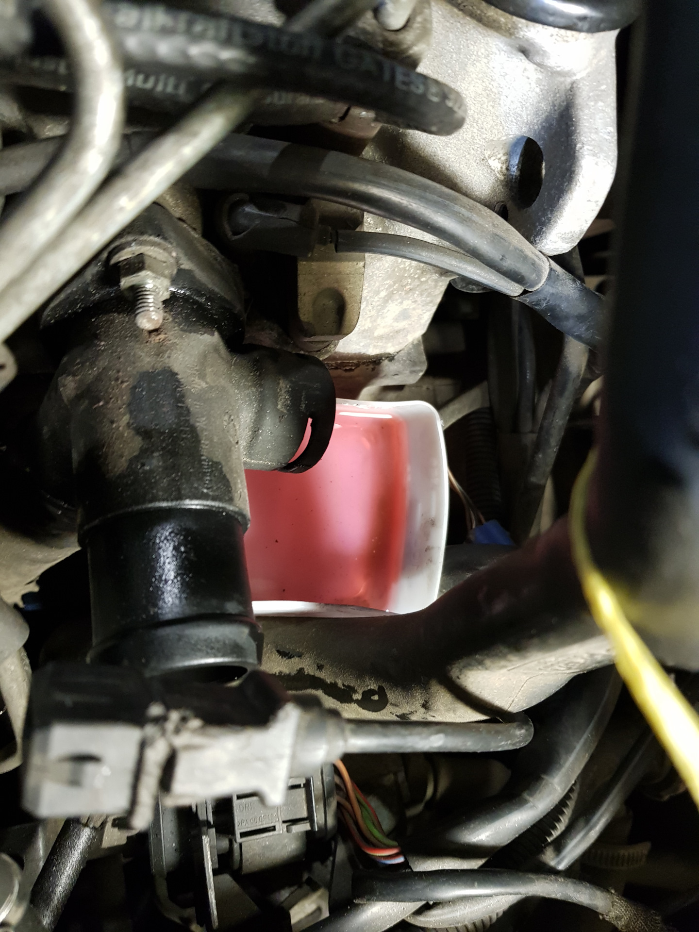 датчик на корпусе термостата 4e. датчик температуры afn 1. фланец термостата гольф 4 1. 8 турбо. фланец дтож 1.