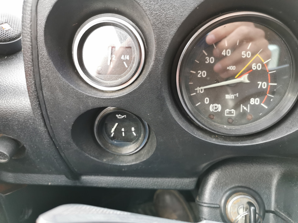 Не горит лампа давления масла нива 2121 - 81 фото