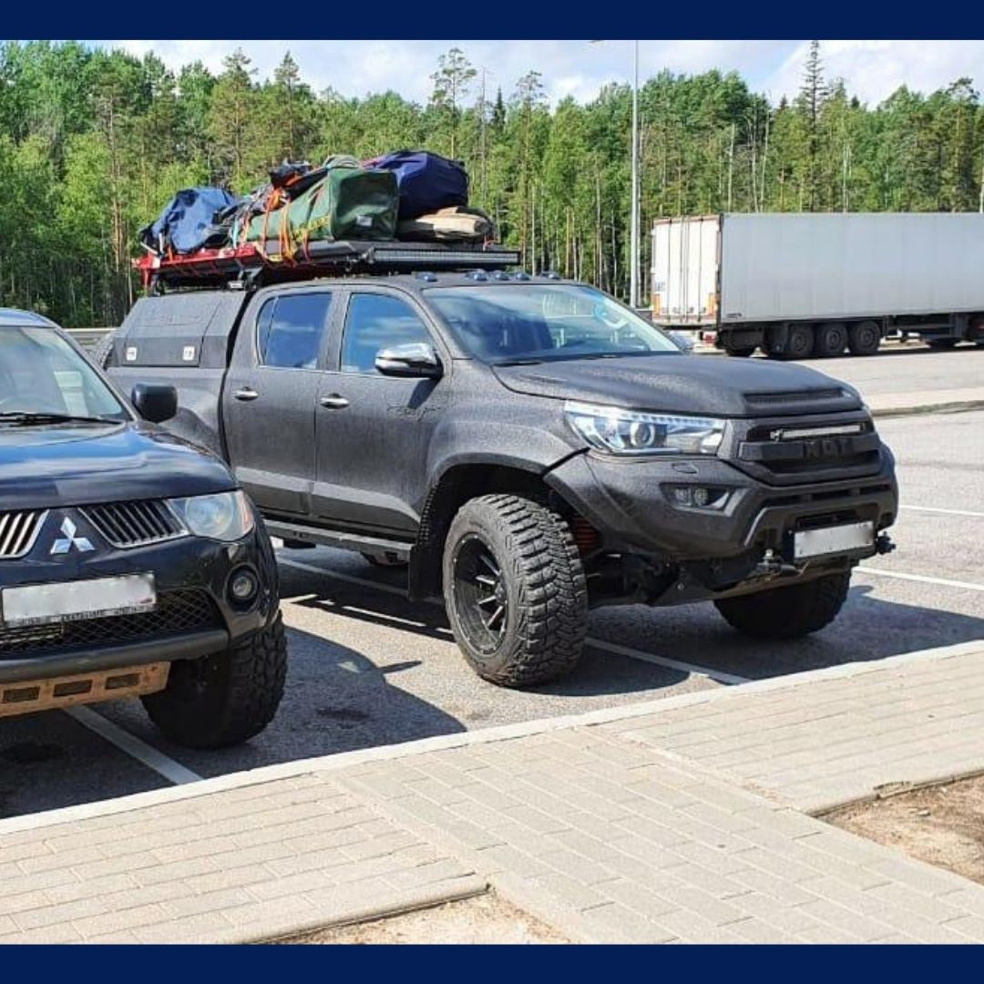 Toyota Hilux экспедиционник