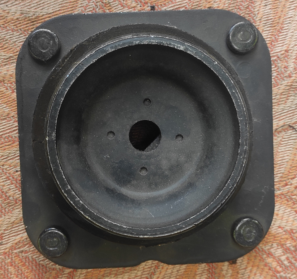 Низ — KIA Clarus