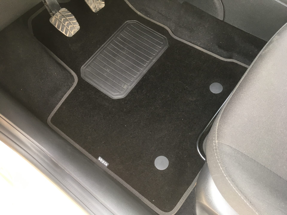 Фото в бортжурнале Lada Vesta (1G)