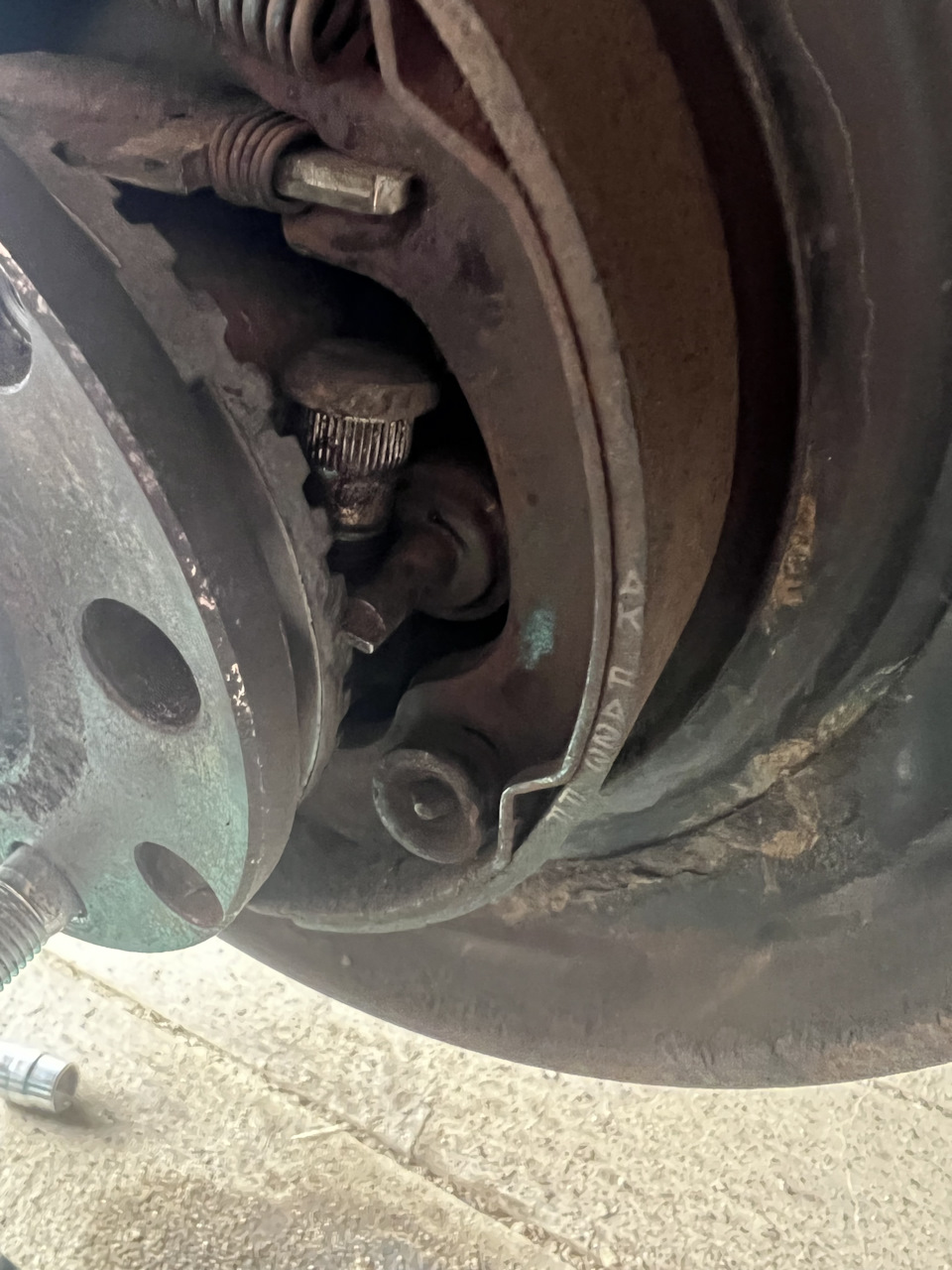 Замена задних шпилек, замена колодок в круг на “Kashiyama” — Subaru ...