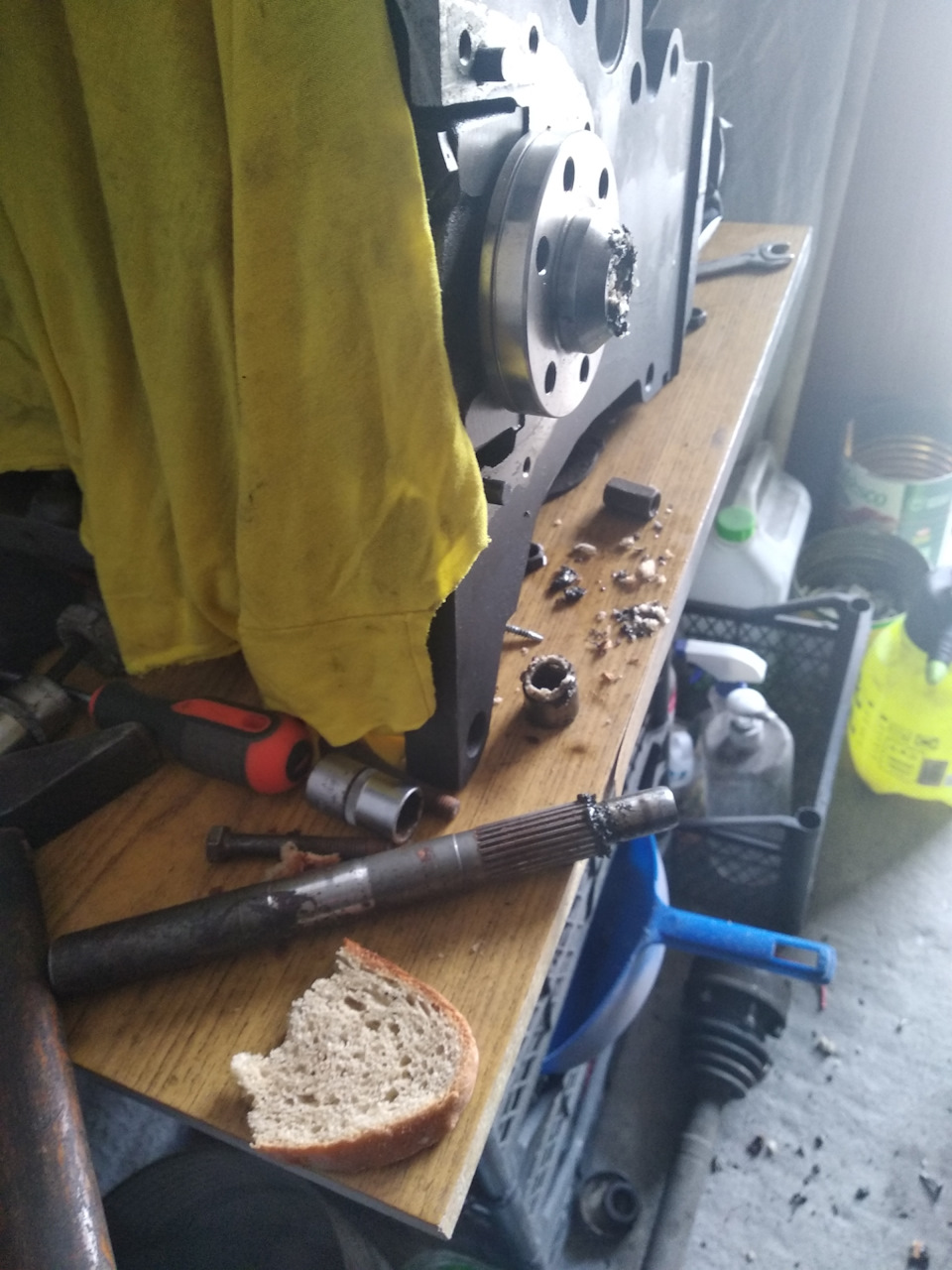 Фото в бортжурнале Audi 100 (C3)