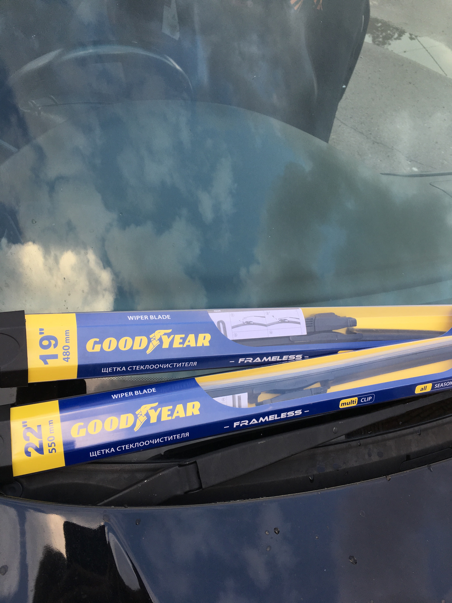 Дворники goodyear. Goodyear щетки стеклоочистителя. Щетки заднего стеклоочистителя Goodyear. Goodyear Wiper Blade. Гудиер дворники крепление Сан