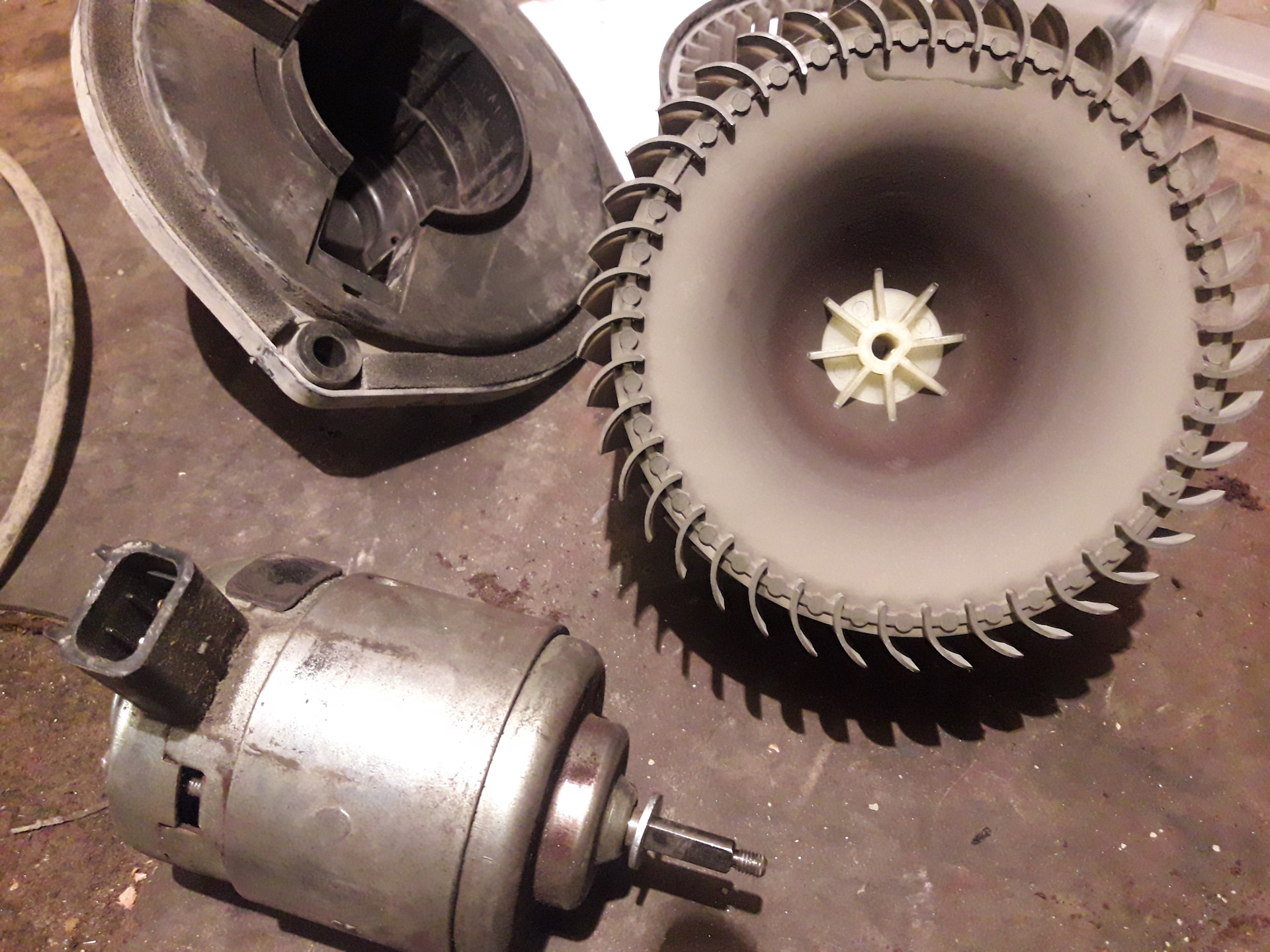 Ниссан кашкай Инсульт замена моторчика печки на приоровский — Nissan ...