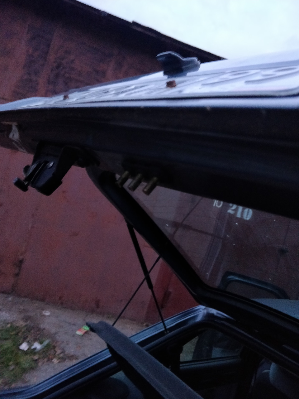 Уаз патриот скрип при движении назад - 88 фото