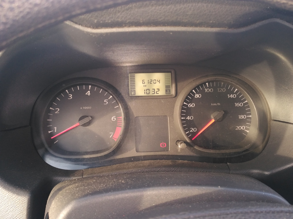 Пересвет приборной панели рено дастер - 80 фото