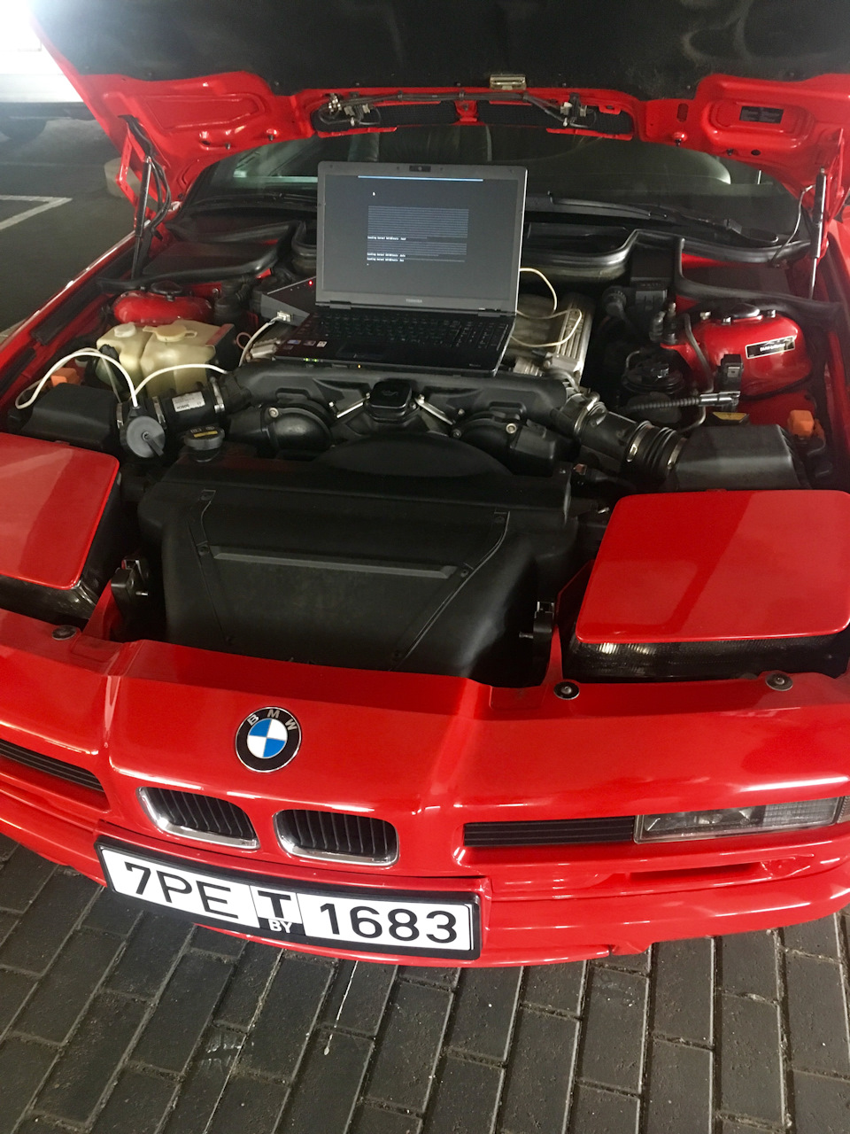 И снова шипящий звук и запах выхлопа под капотом. — DRIVE2