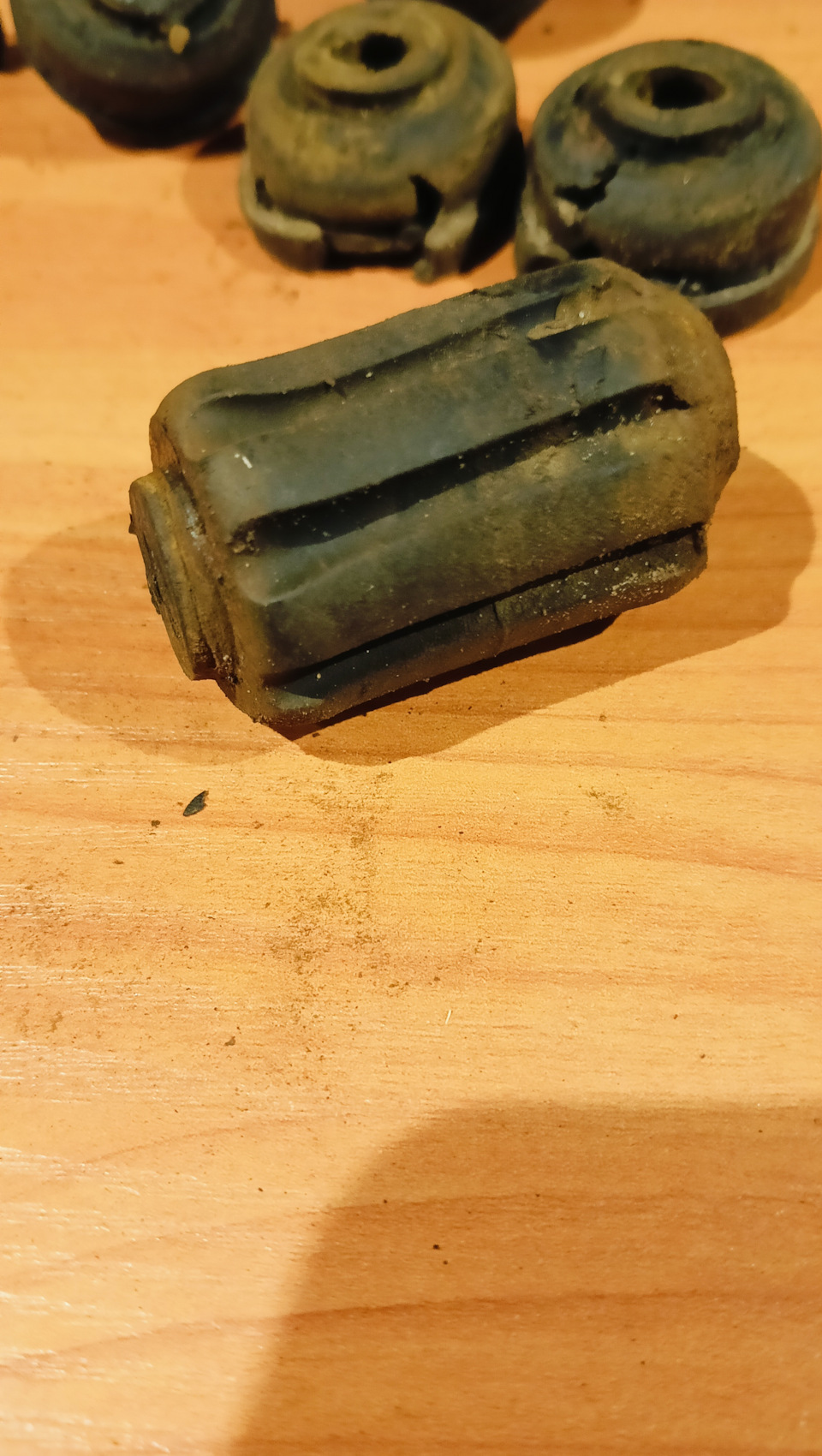 Одна еще походит :)) — Ford Focus Hatchback II