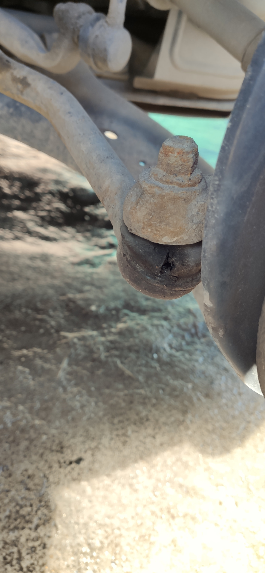 Замена рулевого наконечника и задней эмблемы по гарантии — Nissan X ...