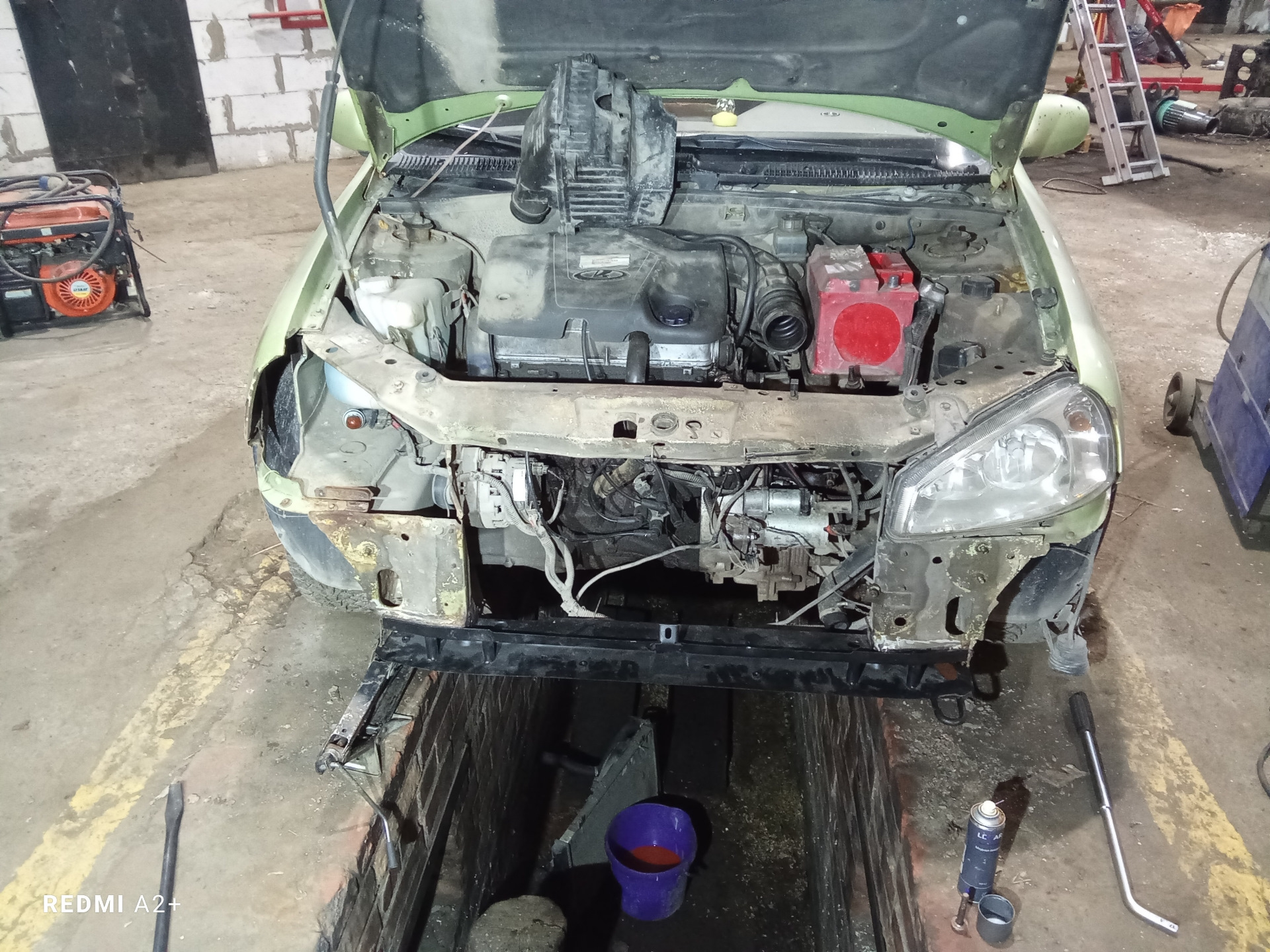 Печаль-тоска.Телевизор представился.Часть 2 — Lada Калина седан, 1,5 л ...