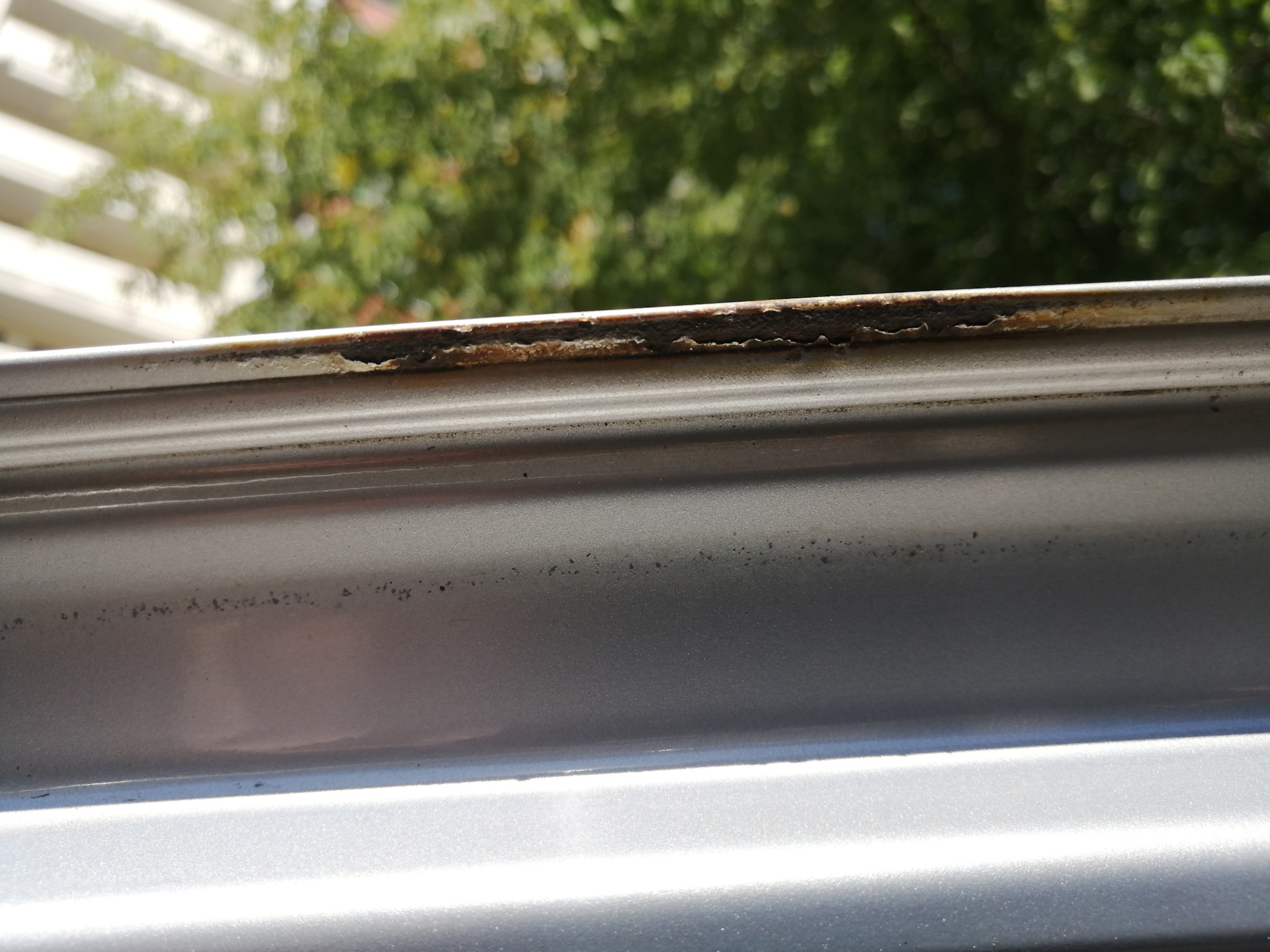 Коррозия дверей и их причины — Lada Гранта, 1,6 л, 2014 года ...