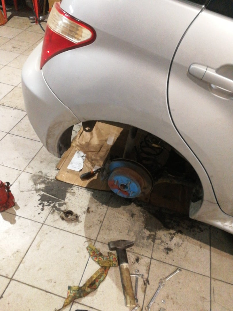 Сделали дисковые тормоза — Scion xA, 1,5 л, 2006 года | запчасти | DRIVE2