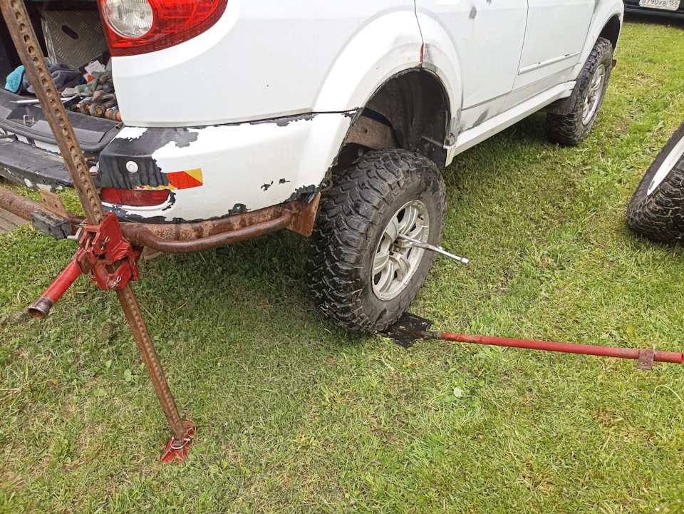 С заботой о спине или как менять колесо — Great Wall Hover, 9,9 л, 2013 ...