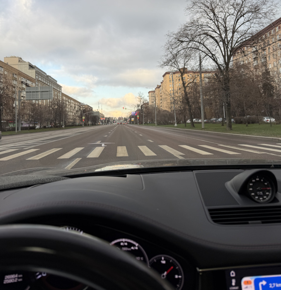 Приятный и сухой ноябрь подошел к концу, а жаль — было приятно передвигаться по сухому асфальту на чистой машине! — Porsche Panamera (2G) 971