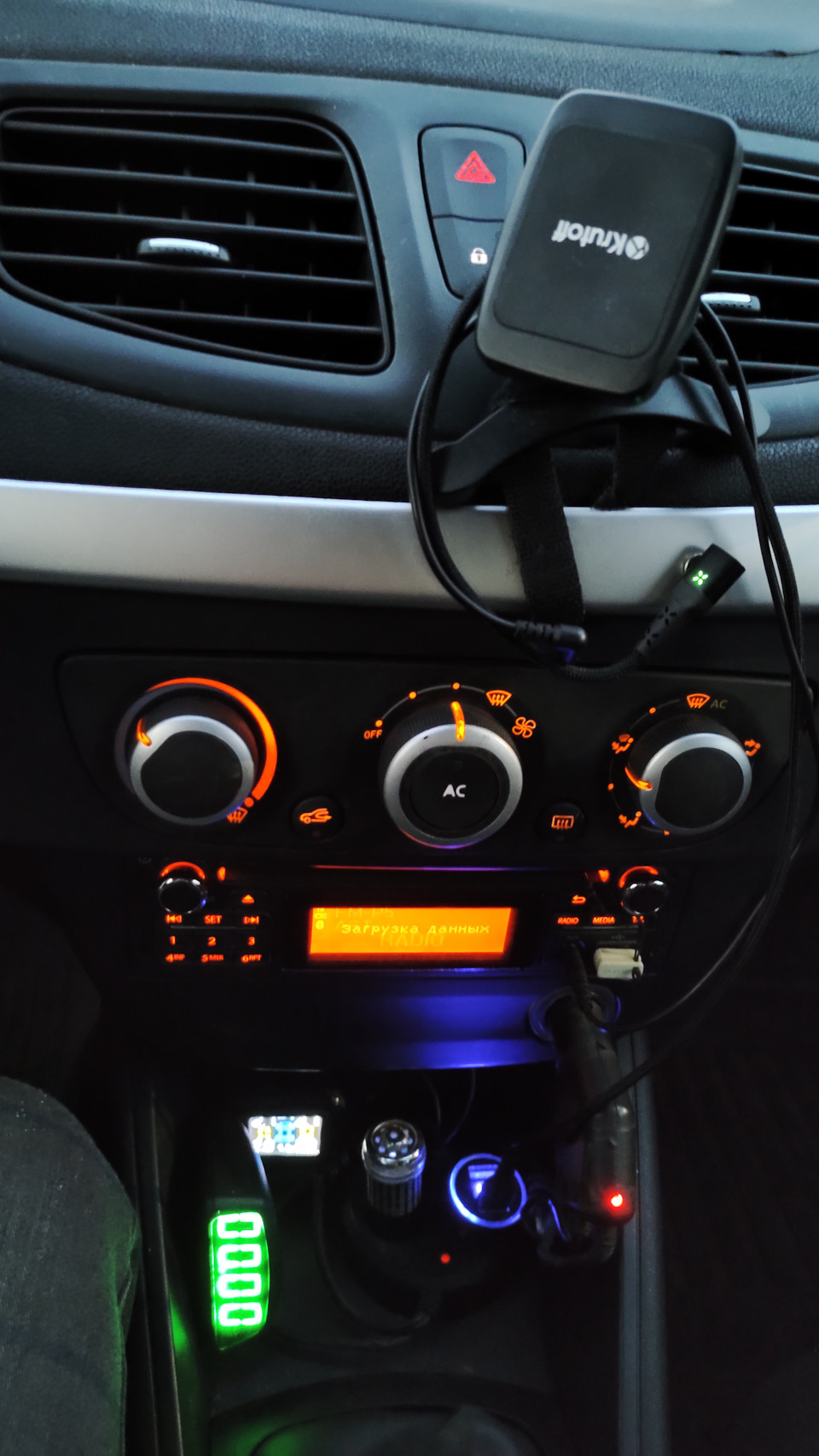 Замена передних амортизаторов и пересвет блока печки — Renault Fluence ...