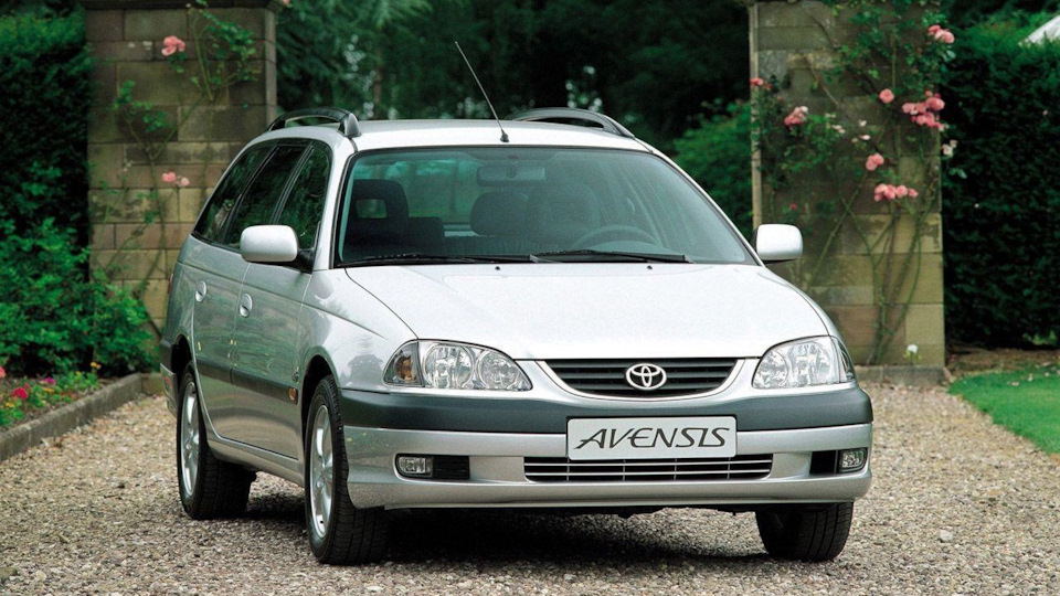 Шипит педаль тормоза — Toyota Avensis I, 1,8 л, 2001 года | поломка ...