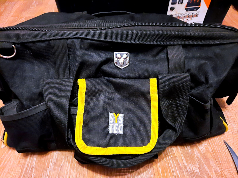 Брендирование — Dodge Caliber, 2 л, 2008 года | аксессуары | DRIVE2