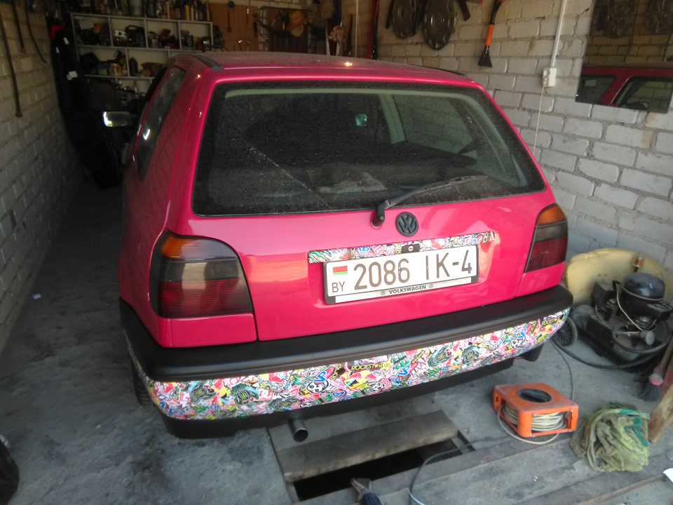 Парктроник. Бампер. Стикера. Ищу багажник и бленду. — Volkswagen Golf