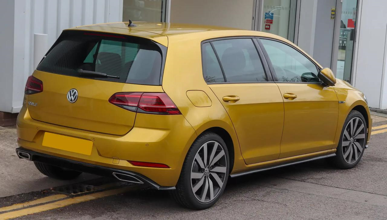 Volkswagen Golf r line