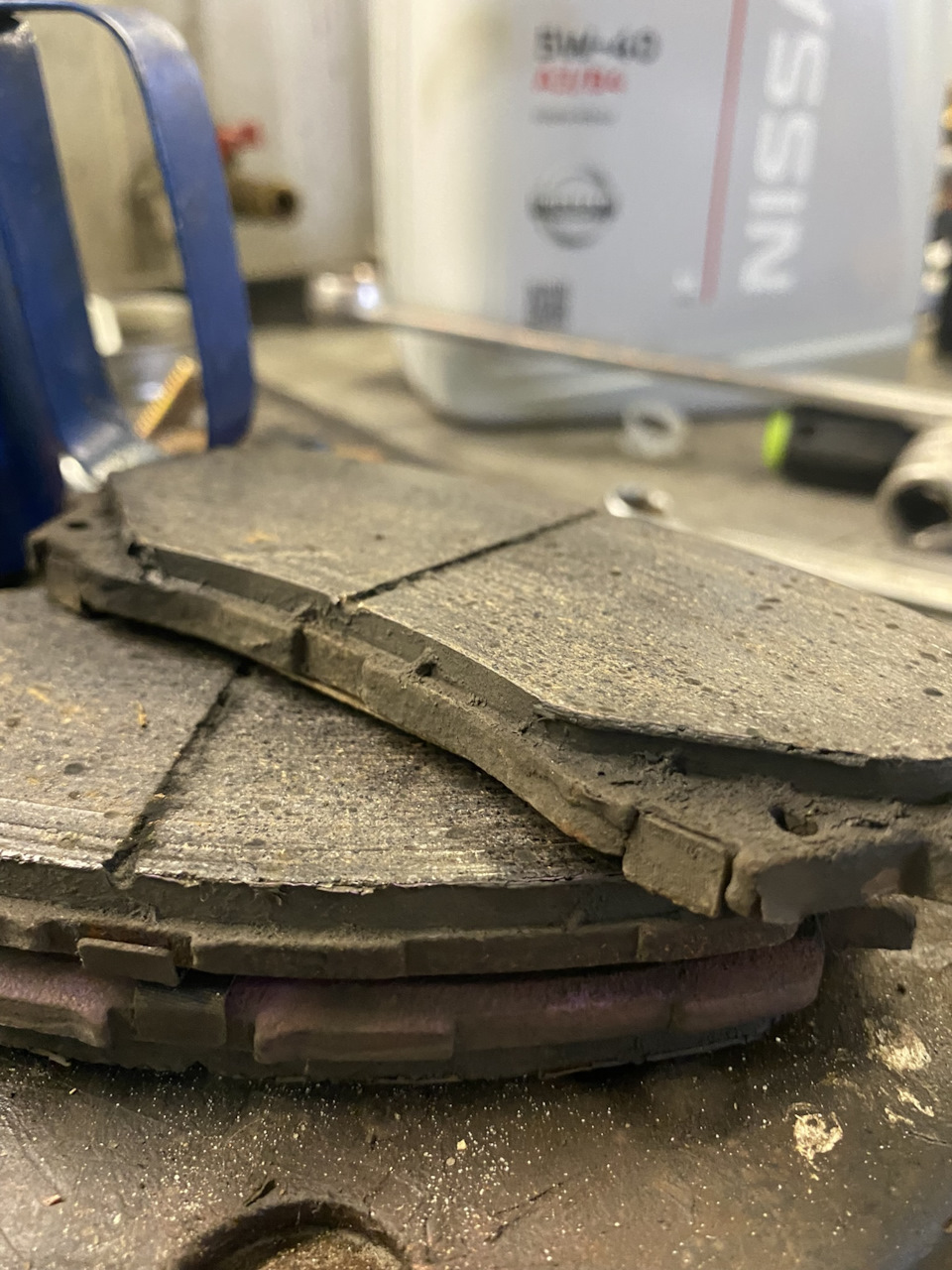 Эти колодки (nibk) прошли 45 т.км. Им еще ходить. Заводские выживали только 10-15 т.км — Mazda 6 (3G) GJ