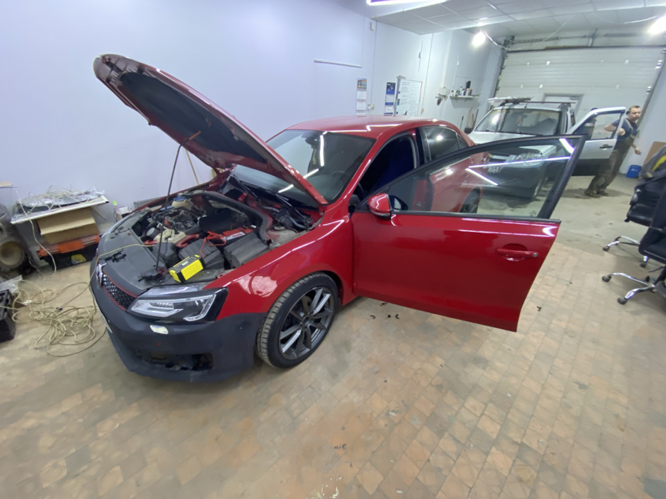 Pandora + stats stop — Volkswagen Jetta VI, 1,4 л, 2013 года