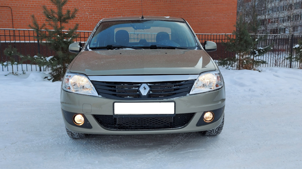 Renault Logan (1G) 1.6 бензиновый 2010 | SR Рестайлинг на DRIVE2