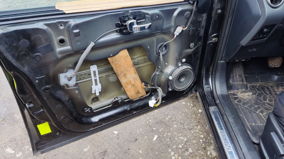 Замок двери водительской — Nissan Qashqai (1G), 2 л, 2013 года ...