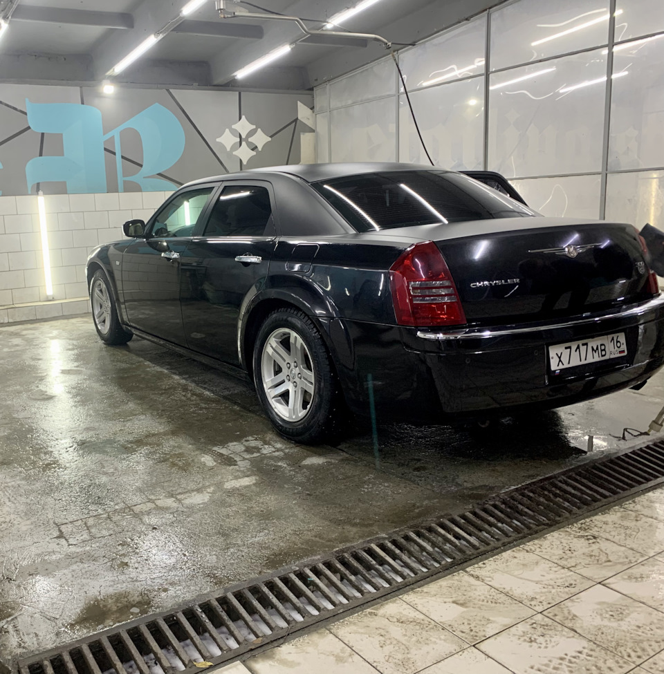 Продано — Chrysler 300 (300C) (1G), 2,7 л, 2005 года | продажа машины |  DRIVE2