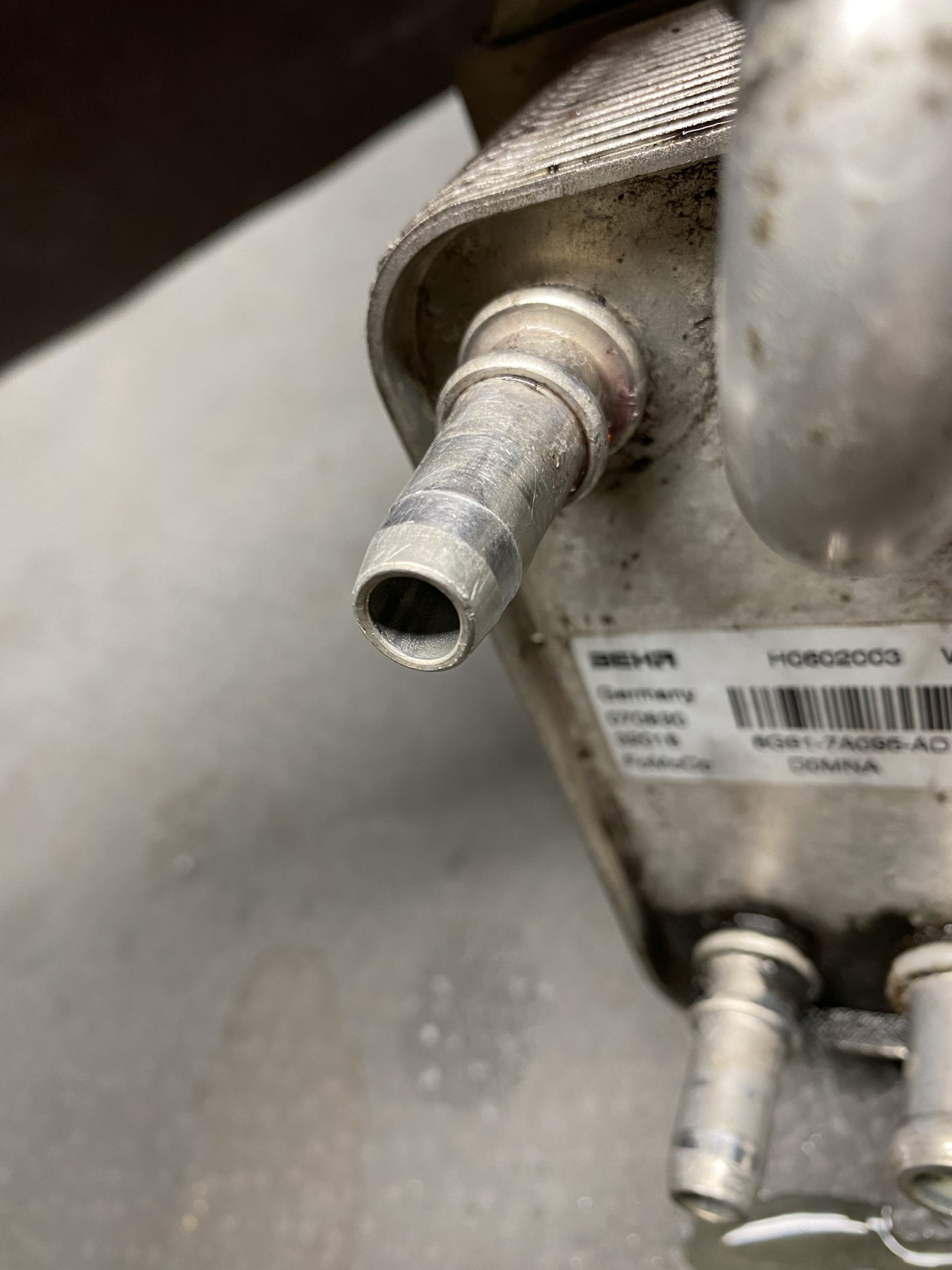 Замена теплообменника АКПП — Volvo XC70 III, 2,4 л, 2008 года ...