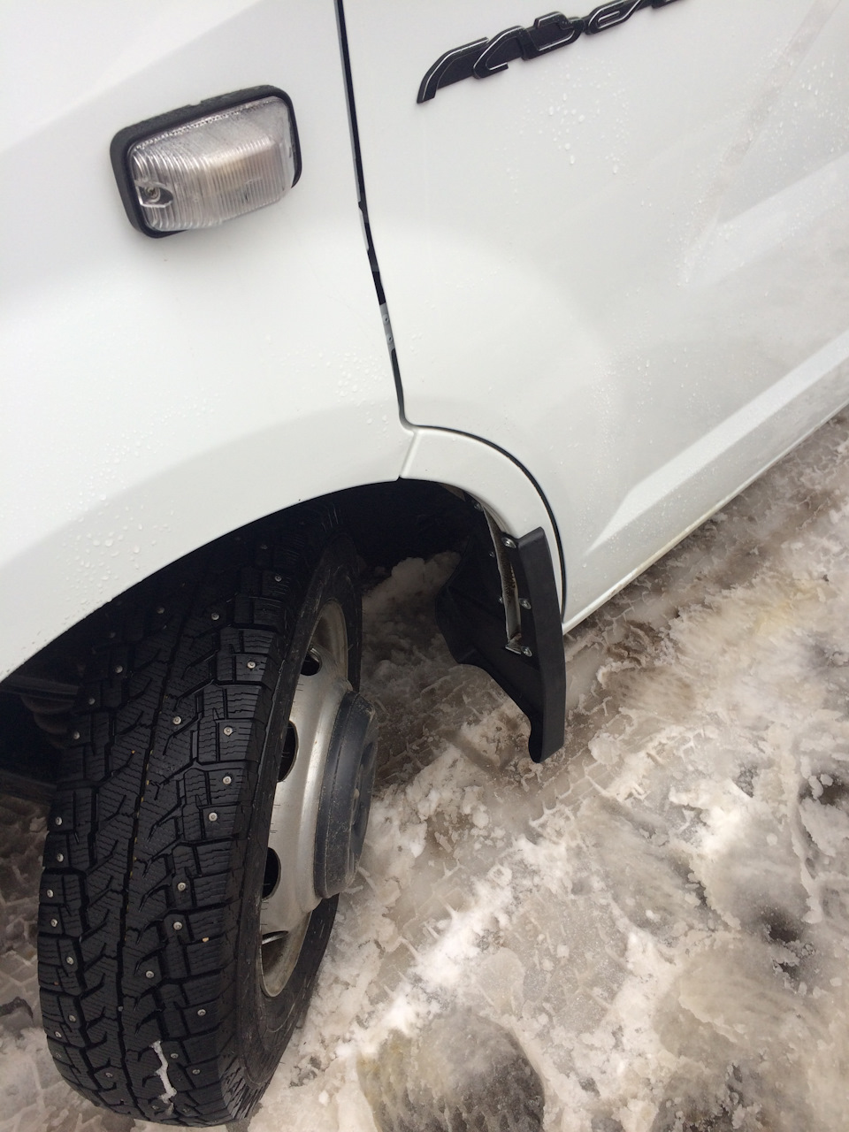 Брызговики! — ГАЗ Газель Next, 2,8 л, 2019 года | своими руками | DRIVE2