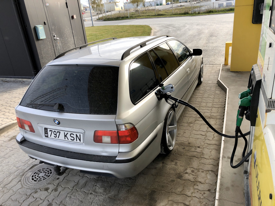 Фото в бортжурнале BMW 5 series Touring (E39)