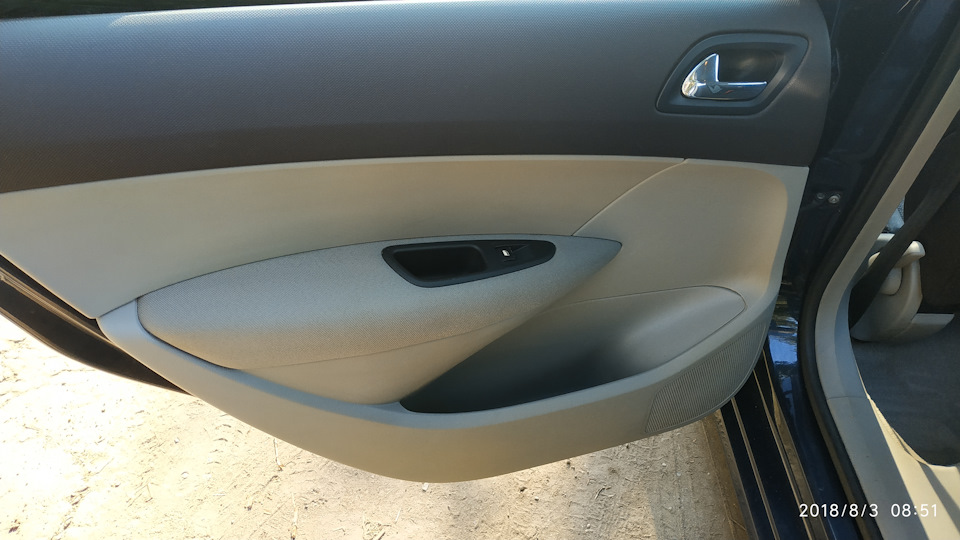 Фото в бортжурнале Peugeot 308 (1G)