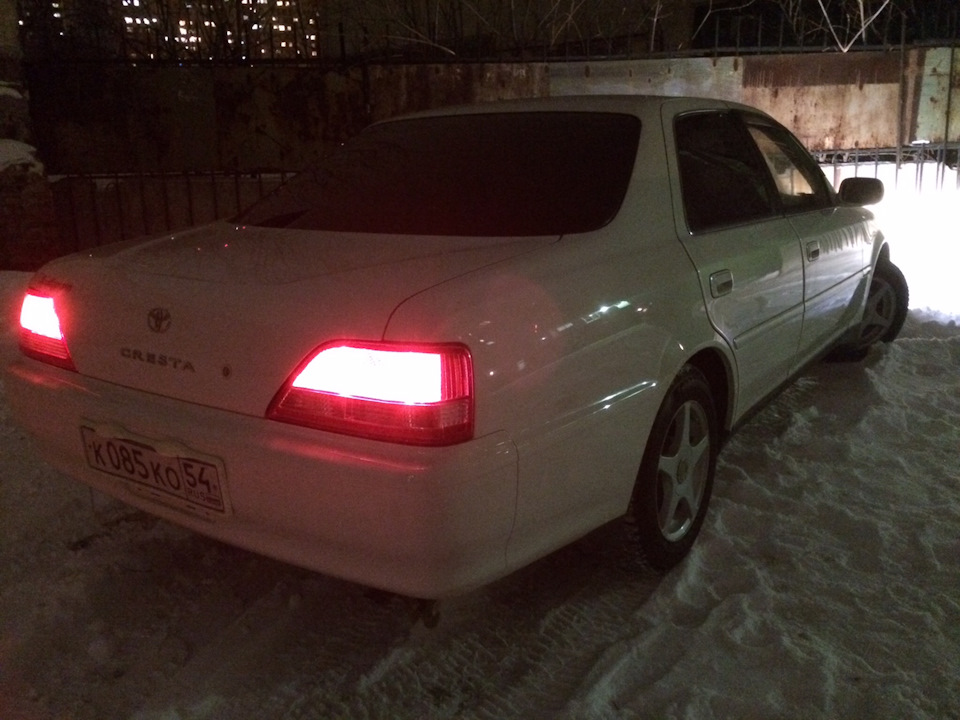 Оригинальные резиновые коврики — Audi A4 (B9), 2 л, 2015 года ...