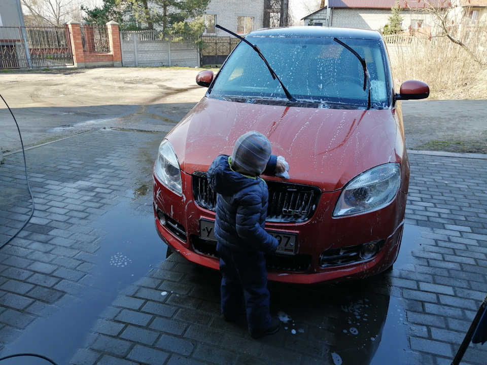 Мойка+новые колеса на лето! — Skoda Fabia Mk2, 1,6 л, 2009 года | мойка ...