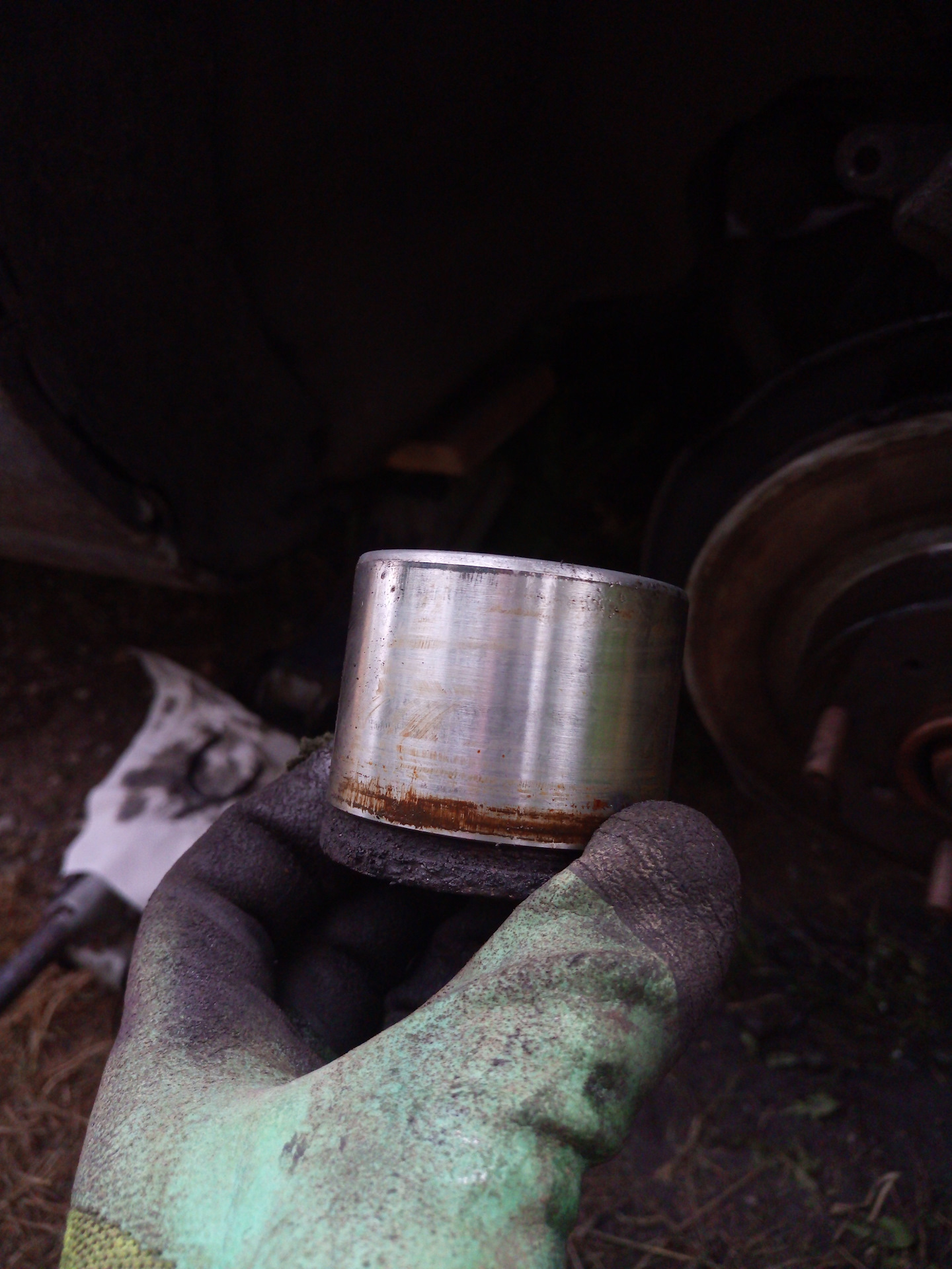 Суппорт, замена резинок — Rover 800 Mk2, 2 л, 1995 года | своими руками ...