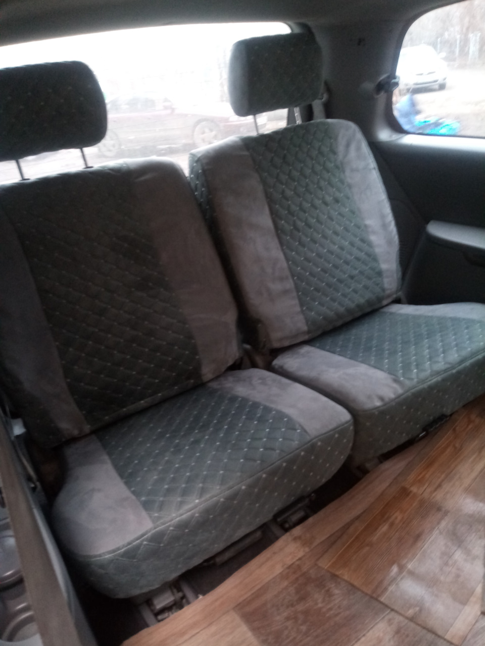 Фото в бортжурнале KIA Carnival (1G)