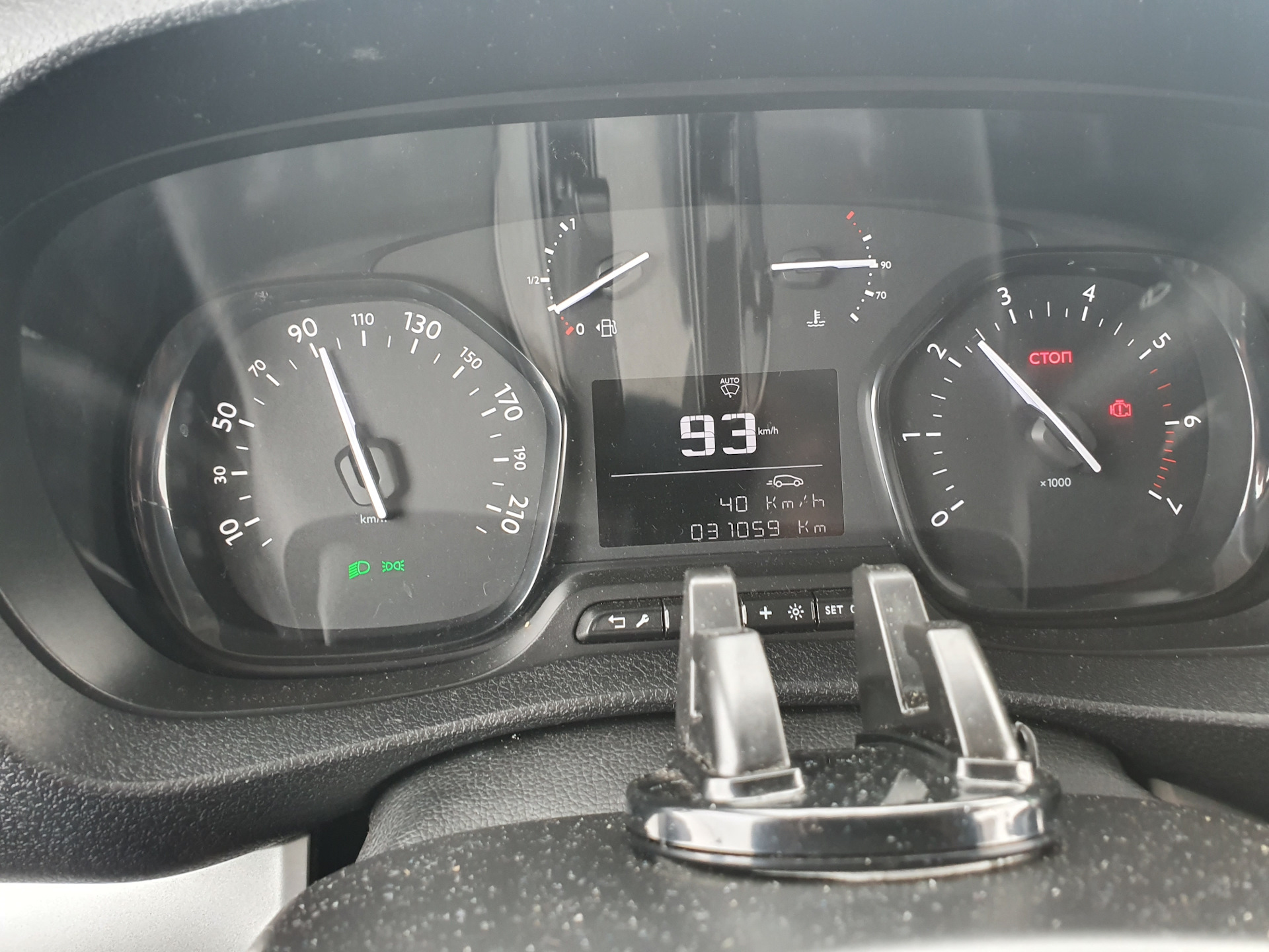 лампочки в приборную панель ваз 2112. прибора 22 года.