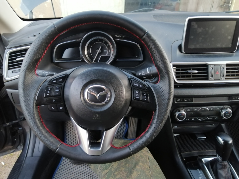 Новый руль — Mazda 3 (3G) BM, 1,6 л, 2014 года | стайлинг | DRIVE2