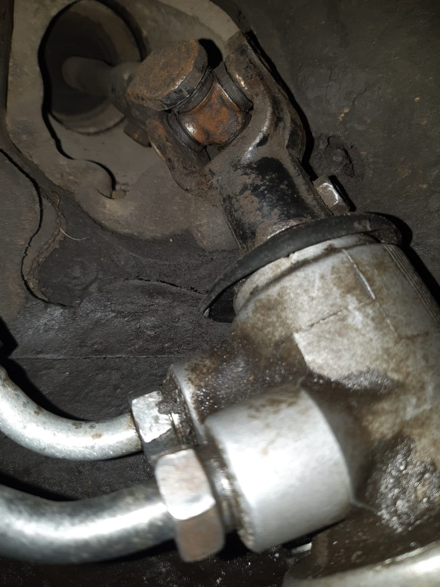 замена сальника рулевой рейки без снятия. колпачок вала рулевой рейки шкода октавия а7. замена верхнего сальника рулевой рейки на sf%. Infiniti qx80 снятие рейки рулевой. 2 2004.