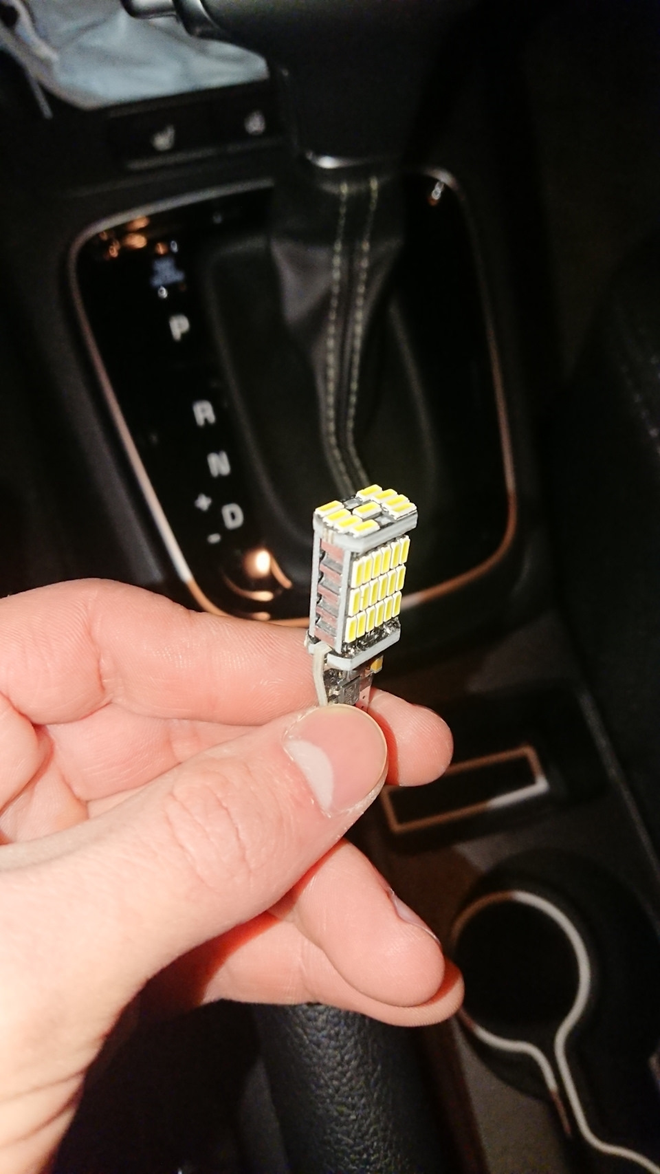 Led лампочка в доп.стоп сигнал. — KIA Rio (4G), 1,6 л, 2020 года ...
