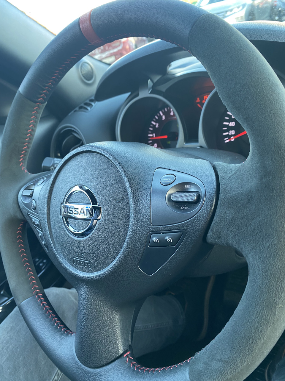 Перешив руля под оригинал — Nissan Juke (1G), 1,6 л, 2013 года | просто так  | DRIVE2